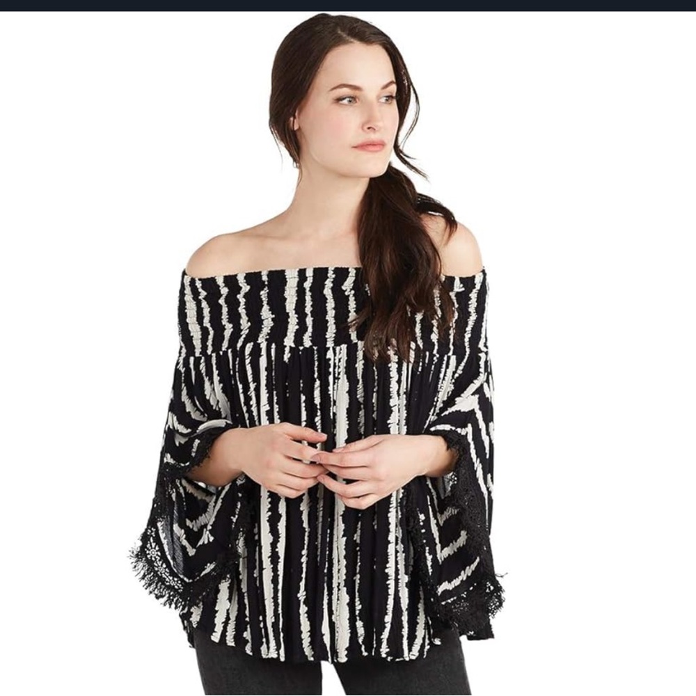 Mud Pie Chic Off-Shoulder Black and White Top